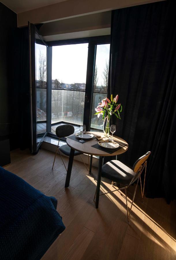 White Birds Apartment كراكوفيا المظهر الخارجي الصورة