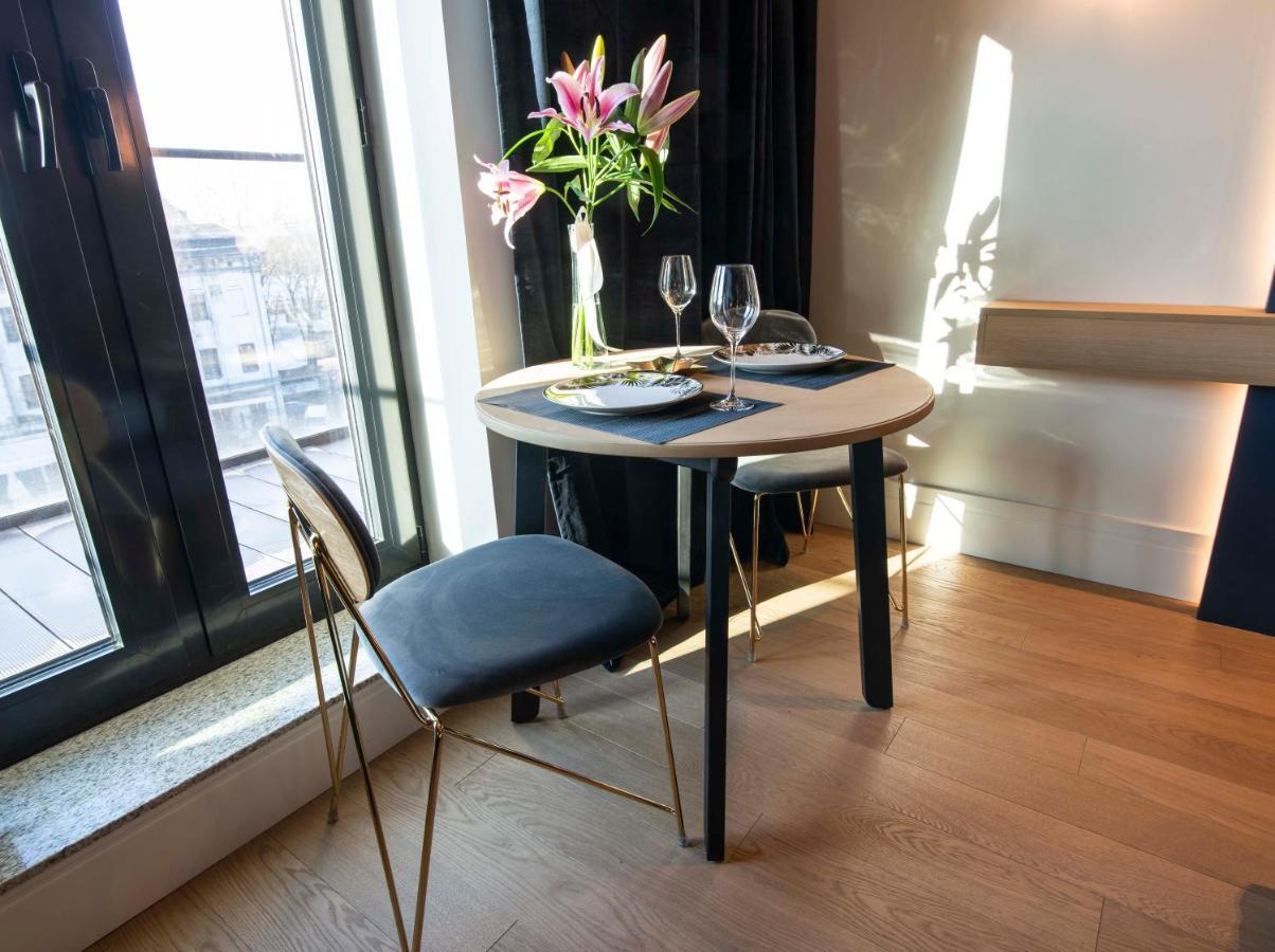 White Birds Apartment كراكوفيا المظهر الخارجي الصورة